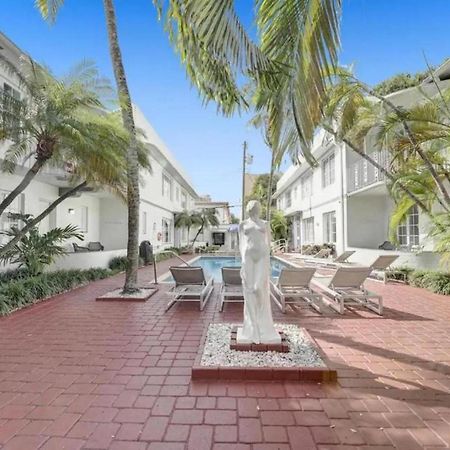 Courtyard Apartments Part Of The Oasis Casita Collection Miami Beach Esterno foto