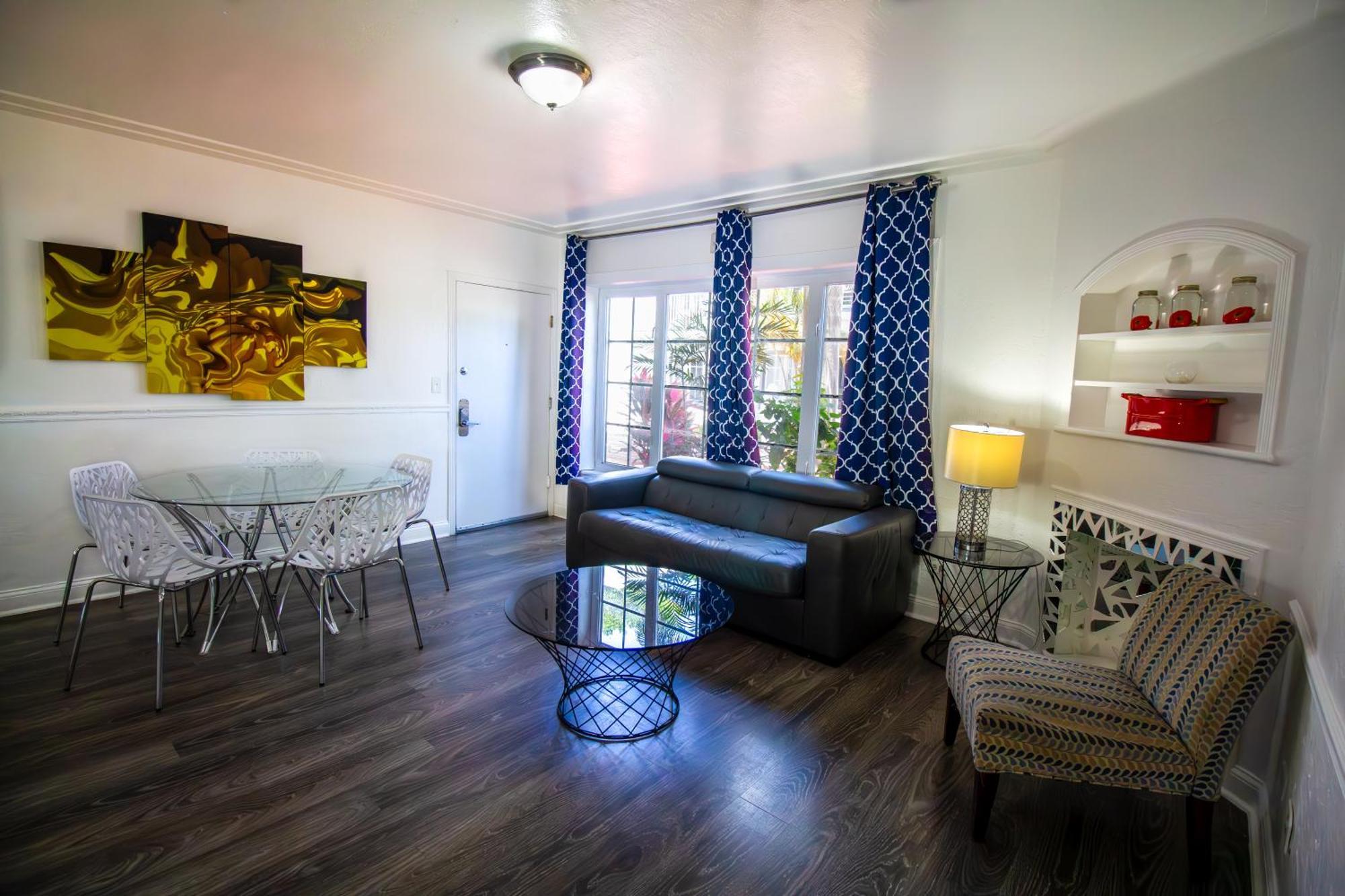 Courtyard Apartments Part Of The Oasis Casita Collection Miami Beach Esterno foto
