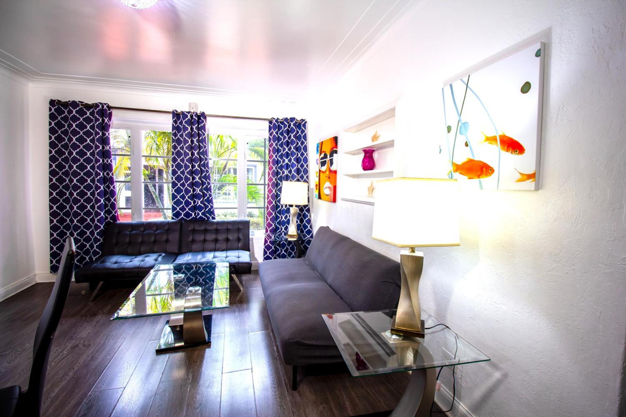 Courtyard Apartments Part Of The Oasis Casita Collection Miami Beach Esterno foto