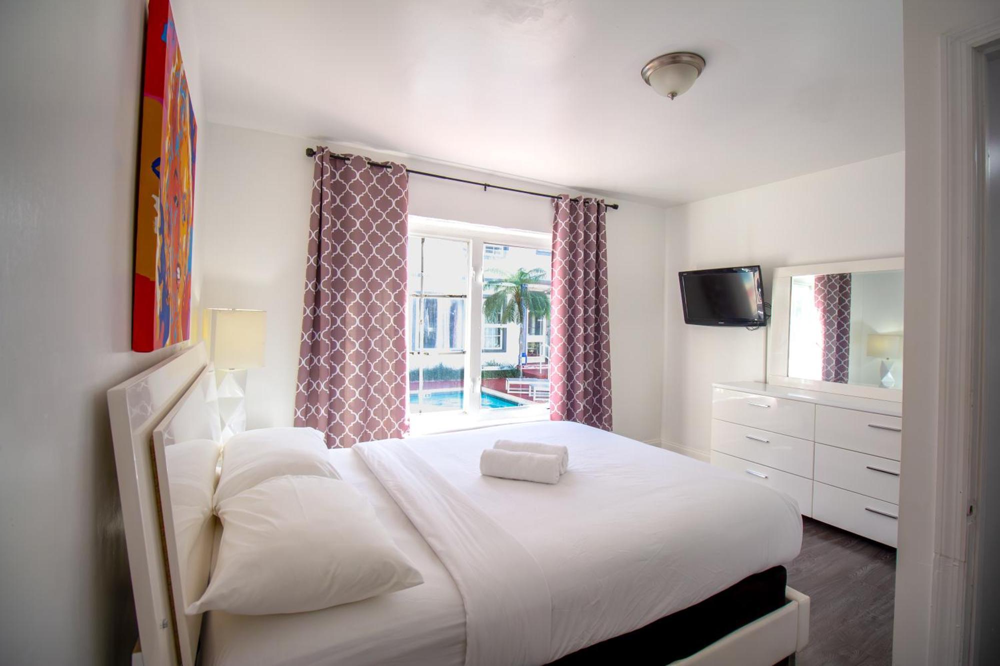 Courtyard Apartments Part Of The Oasis Casita Collection Miami Beach Esterno foto