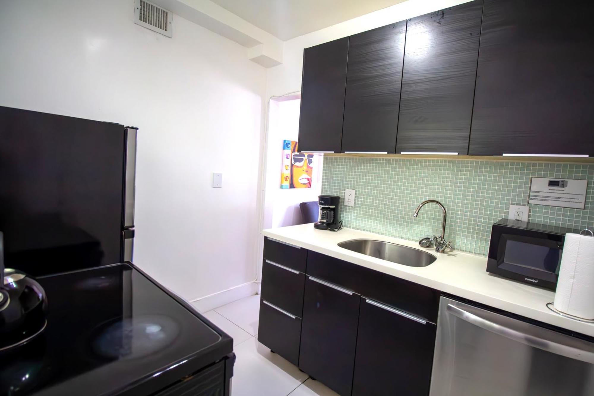 Courtyard Apartments Part Of The Oasis Casita Collection Miami Beach Esterno foto