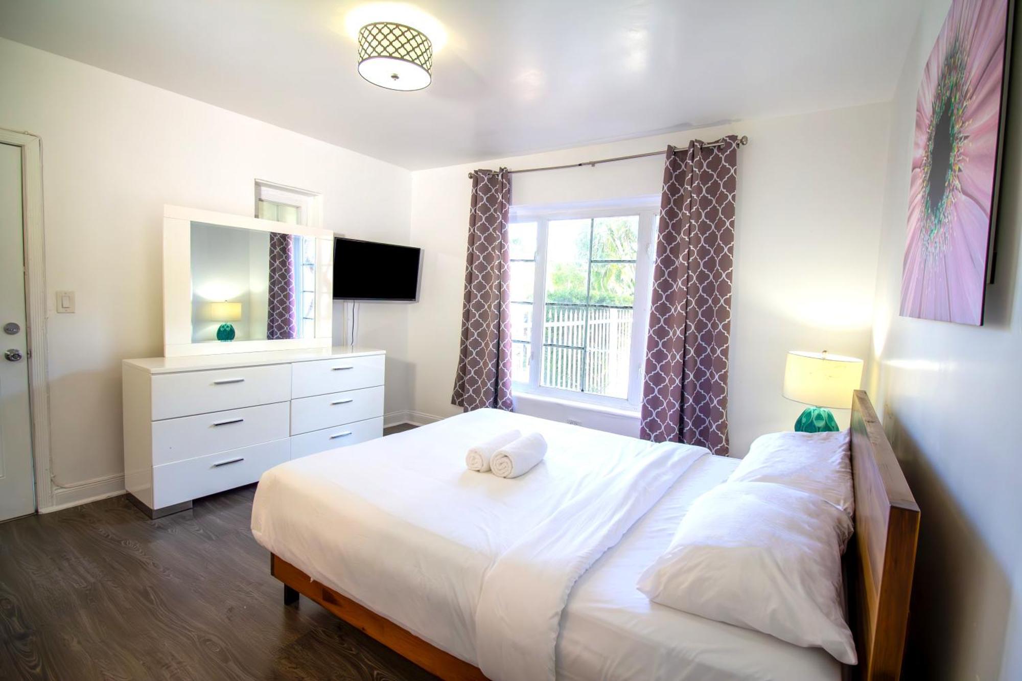 Courtyard Apartments Part Of The Oasis Casita Collection Miami Beach Esterno foto