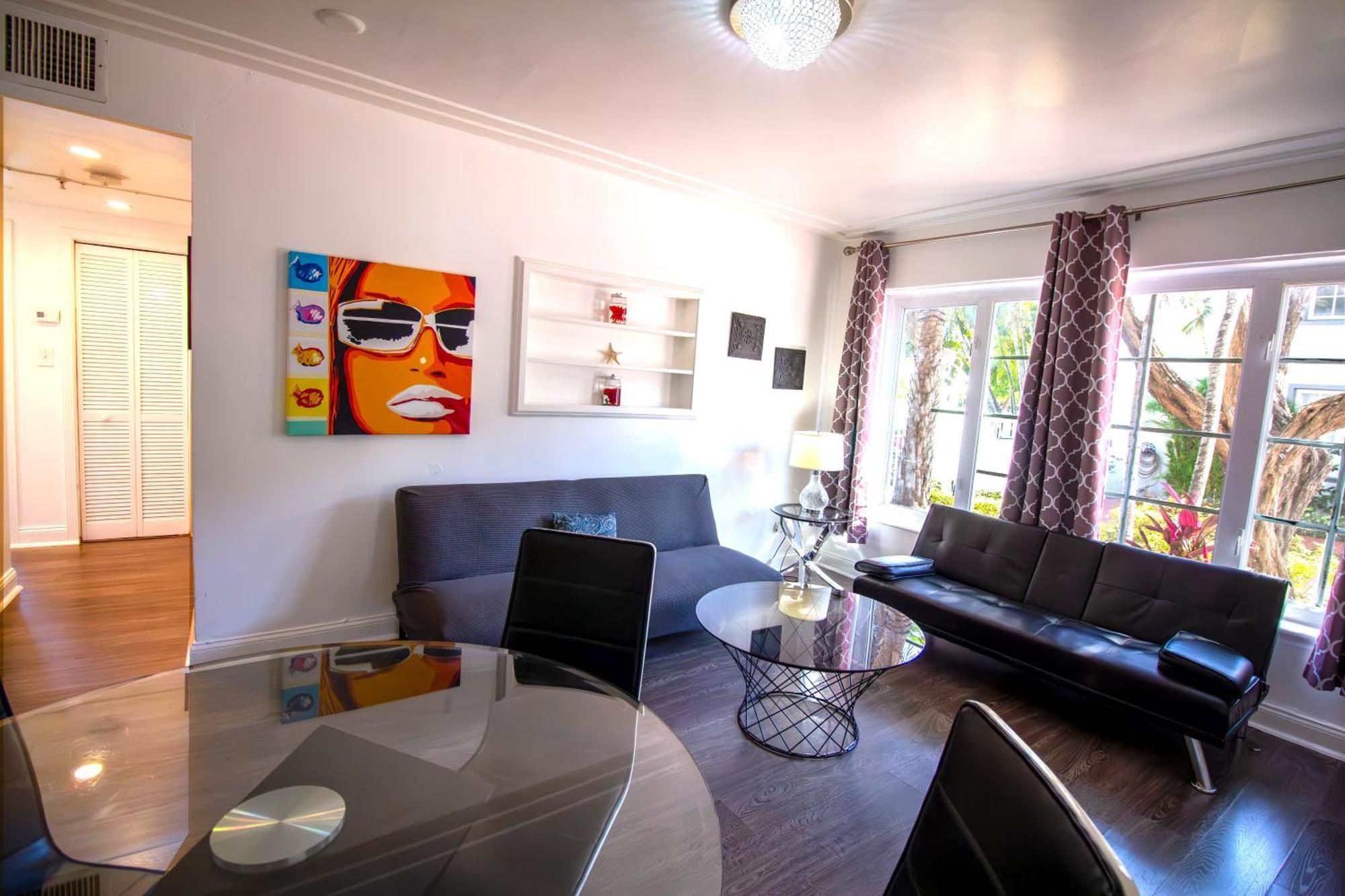 Courtyard Apartments Part Of The Oasis Casita Collection Miami Beach Esterno foto