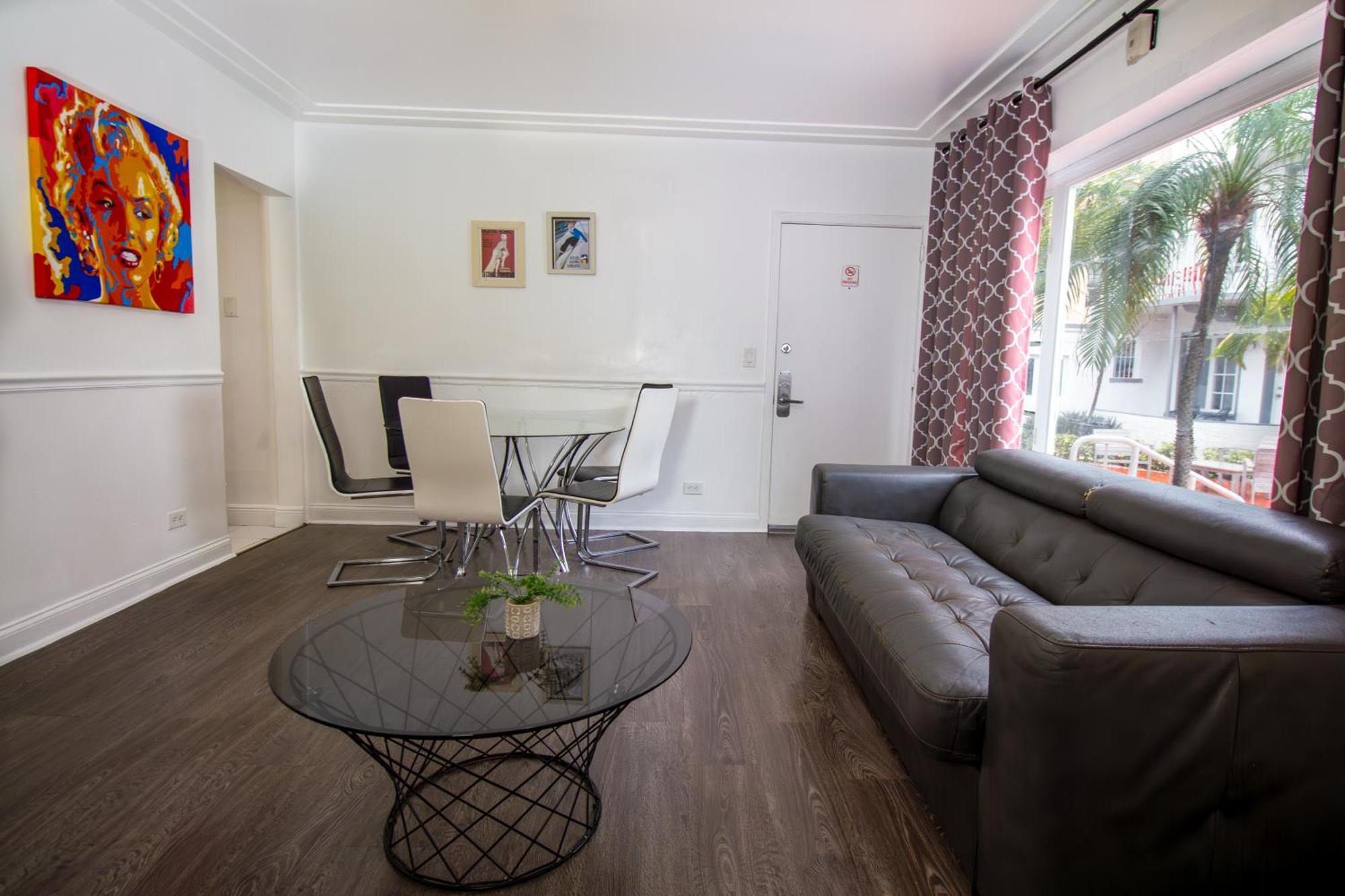 Courtyard Apartments Part Of The Oasis Casita Collection Miami Beach Esterno foto