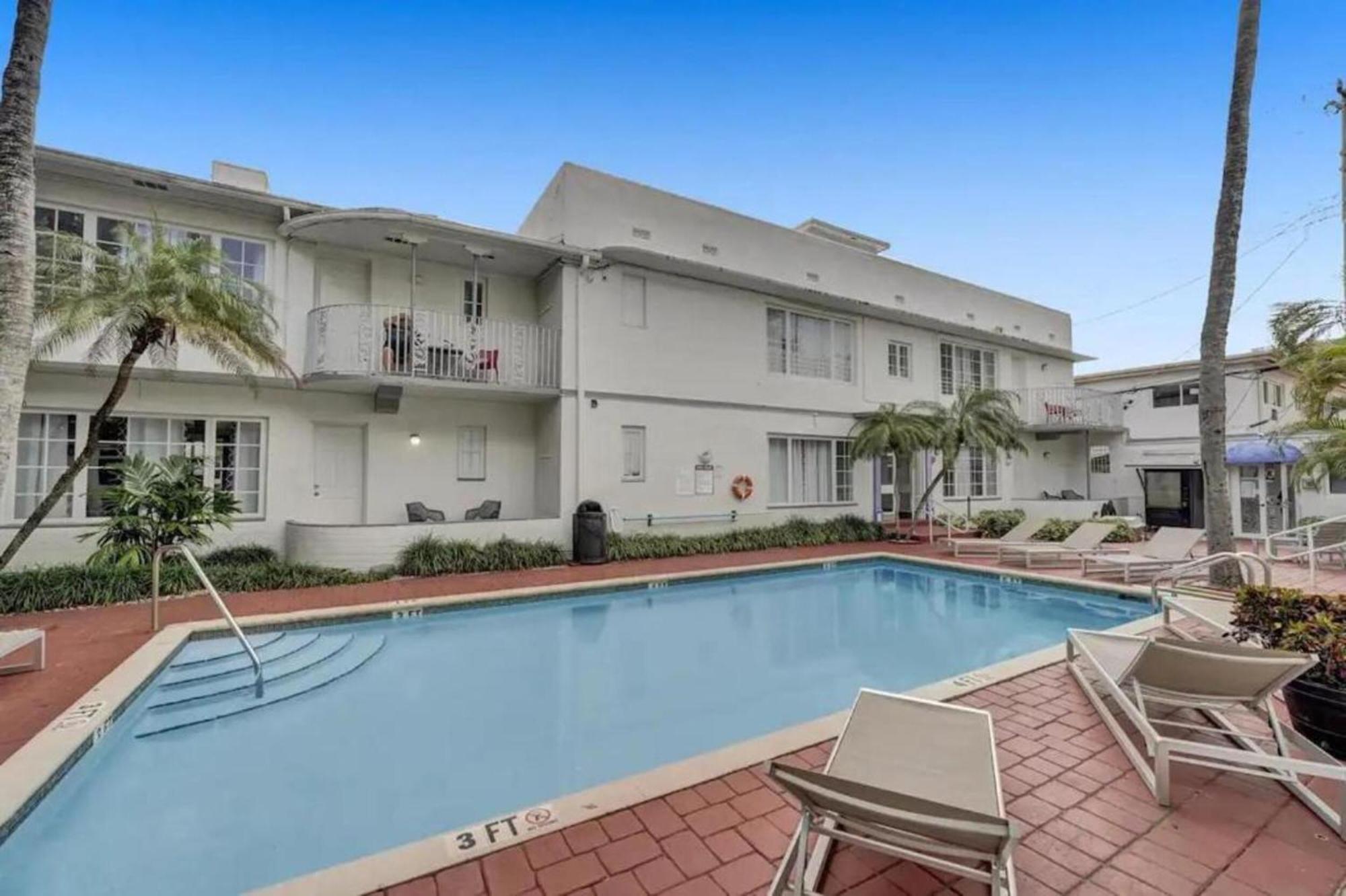 Courtyard Apartments Part Of The Oasis Casita Collection Miami Beach Esterno foto